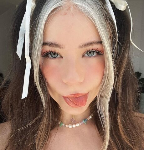 nadinebreaty pornstar xxx image