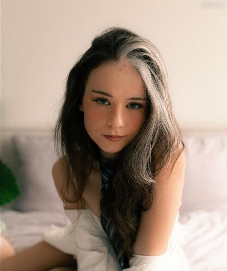 nadinebreaty model art images