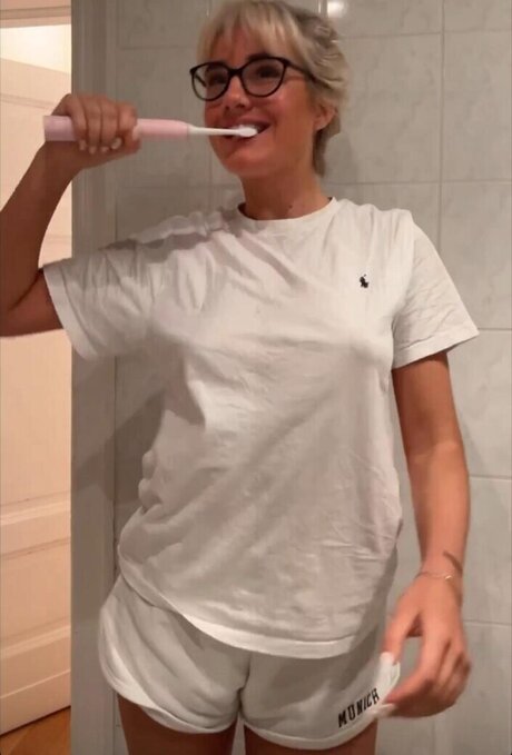 teen blowjob onlyfans free xxx img