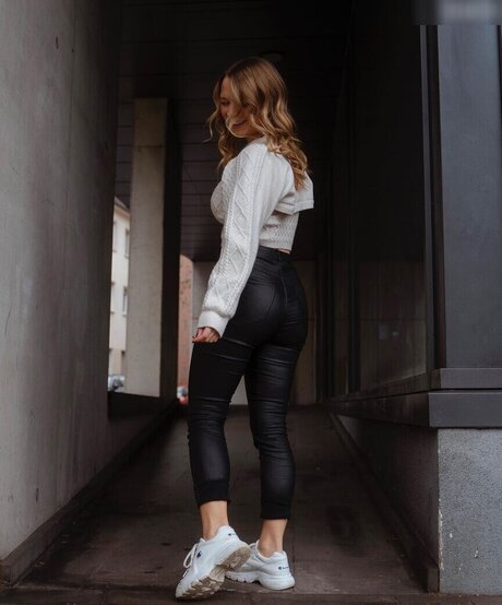 pawg thick onlyfans nude picture