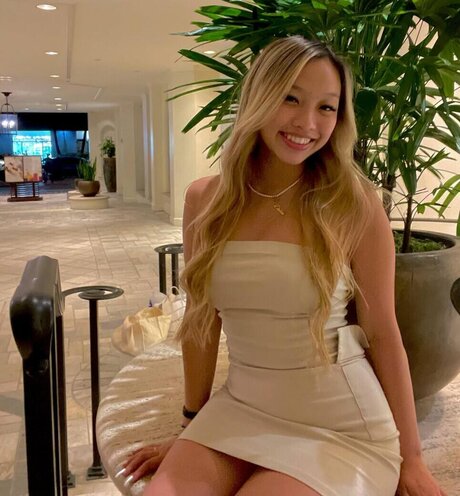 Angelle Dagun pornstar free img