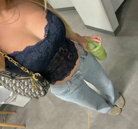 Angelle Dagun star xxx pic