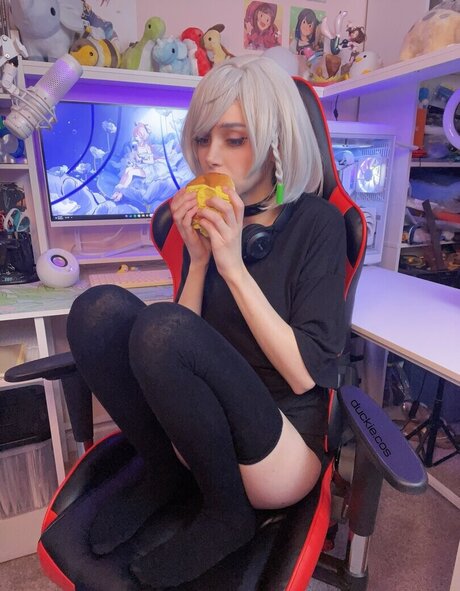 Duckie Cos art pornstar pic