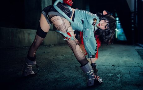 Duckie Cos hot model images