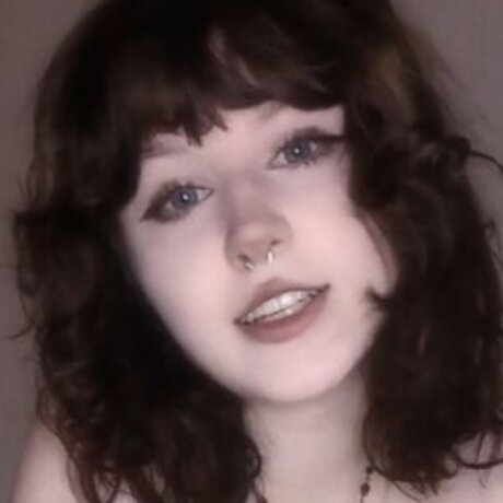 Robin Grey adult model img