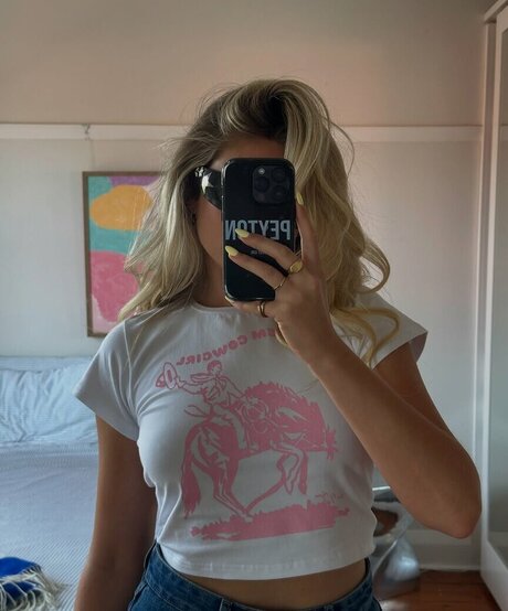 Peyton Cole free star image