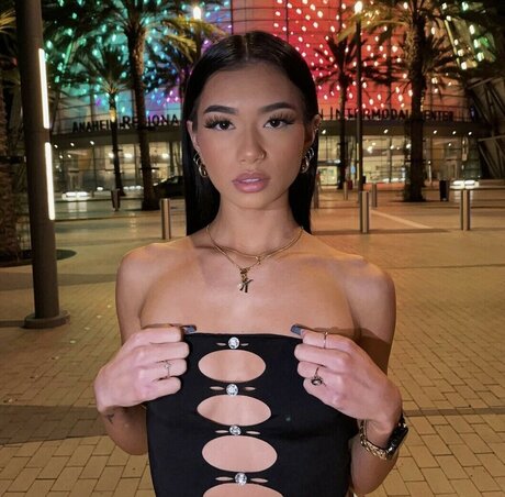 Kaylee Pereira erotic star photo