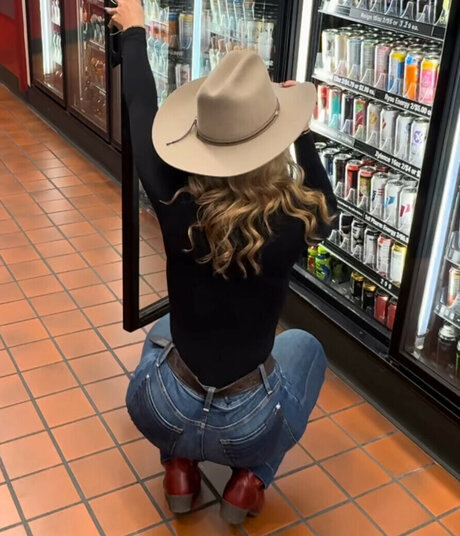 Jordan Blue adult star image