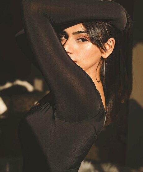 Pakhi Gadh naked model archive