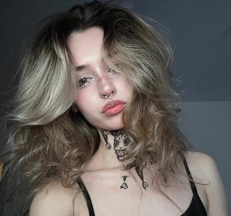 extreme onlyfans beautiful photo