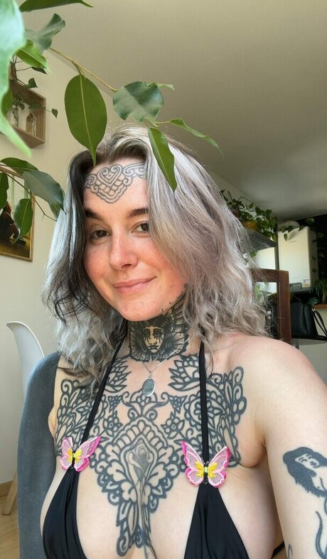 muscle girls onlyfans sexy nude photo