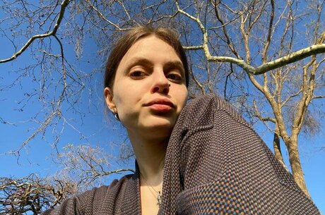 Mermaids Kiss star nude picture