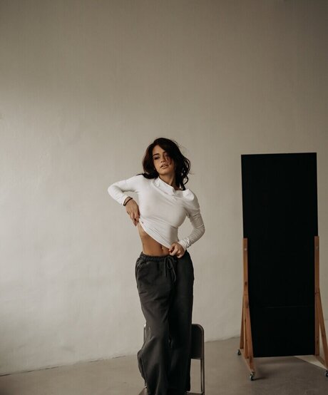 thick latina milf onlyfans hot naked image