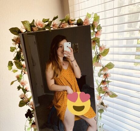 Coffeeslay erotic pornstar photo