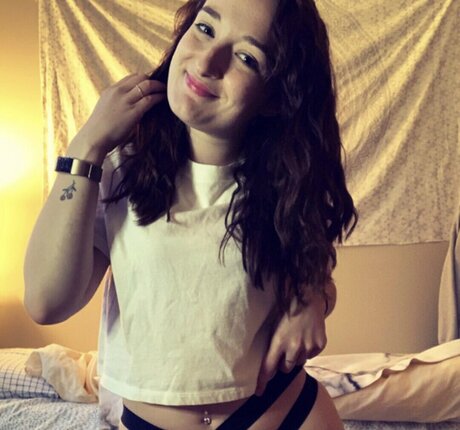 Coffeeslay model sex picture