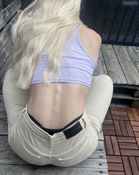 ItsYourGirlCleo pornstar erotic gallery