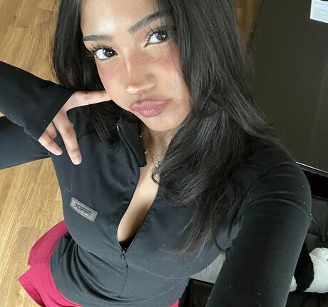 imanimalikaa model hot pics