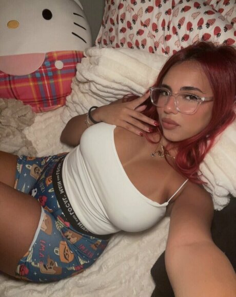 Gabzstaa model free photo