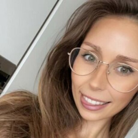 Eloise Head xxx pornstar photo