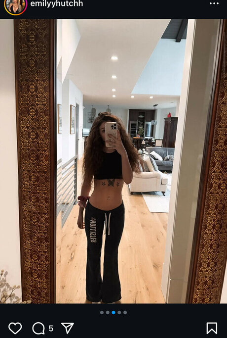 Emilyyhutchh pornstar erotic archive