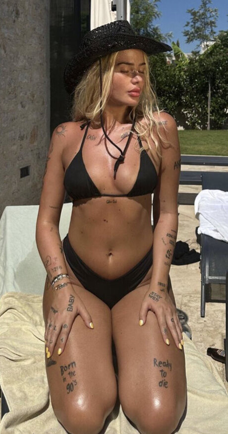 asian couple onlyfans free pictures