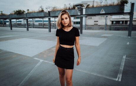 vicky2203 hot star picture