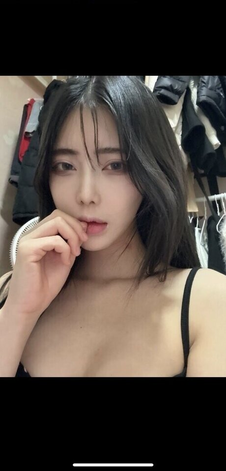 ehxoehlstkfka0 pornstar art pics