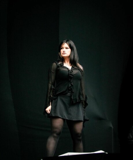 flat chested onlyfans sexy nude photos