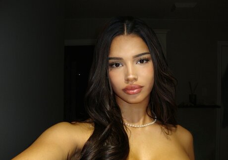 Kiana Dufour high quality model photos