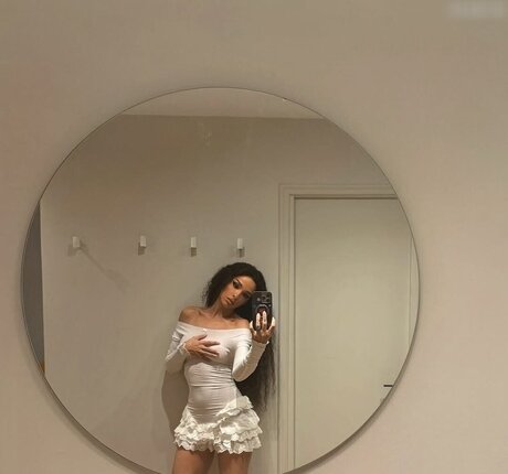 Eleni Foureira pornstar nude picture