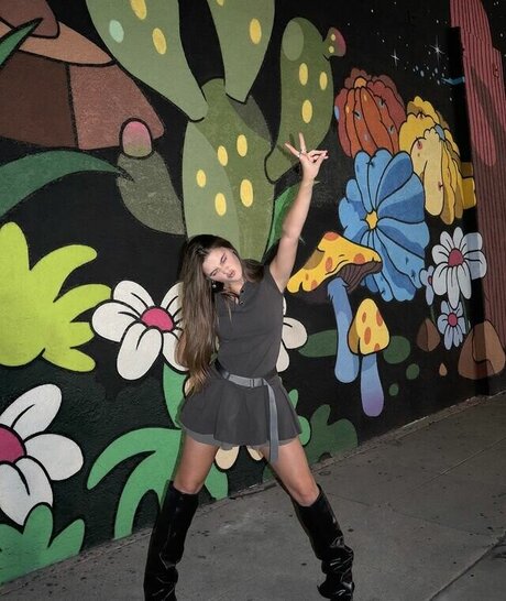 Savannah Clarke pornstar galleries