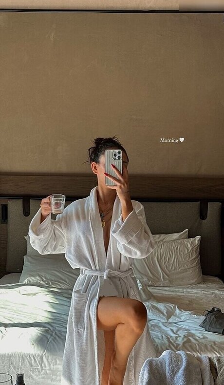 Merve zkan perfect star archive