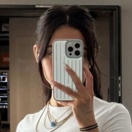 Merve zkan exclusive star img