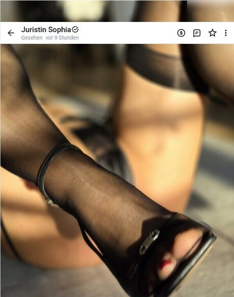 Juristin Sophia model exclusive image