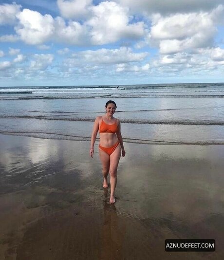 Taskmaster Women hot actress photo