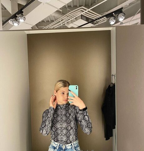 midget girls onlyfans hot sexy galleries