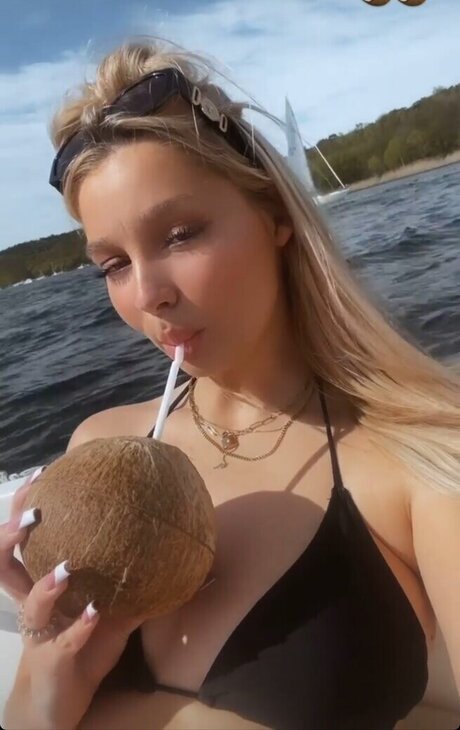 2024 top onlyfans free photo