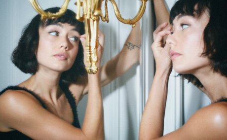 Sydney Chandler nudes actress images