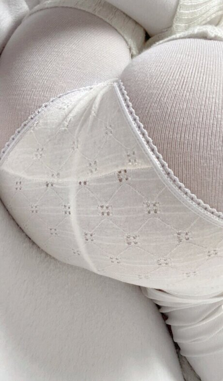 small onlyfans sexy nude image