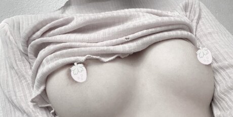 dumbkittteen xxx star gallery