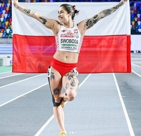 Ewa Swoboda pornstar nude archive