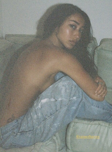 Olivia Jordan hd pornstar img