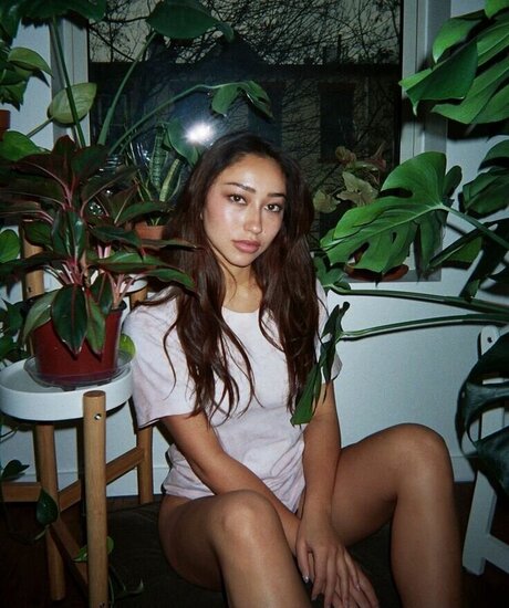 Olivia Jordan pretty pornstar image