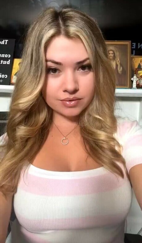 Natalie Winters pornstar nudes pictures