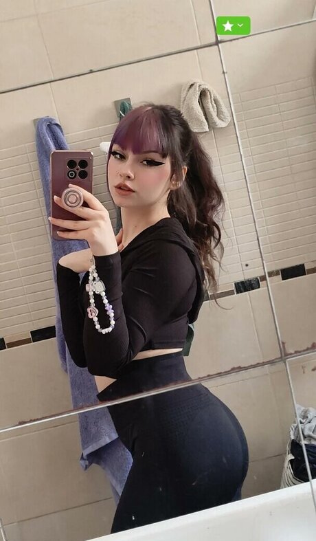 fat girls onlyfans naked photo