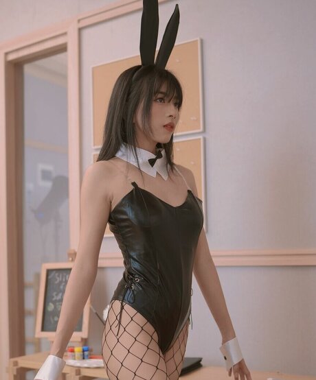 Momozaaa sexy actress images