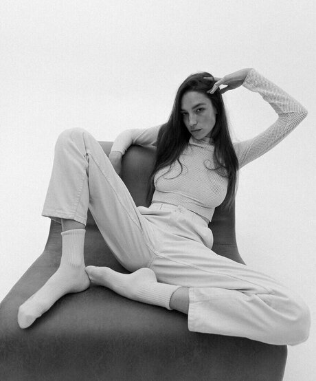 Polina Nelen star hd photo