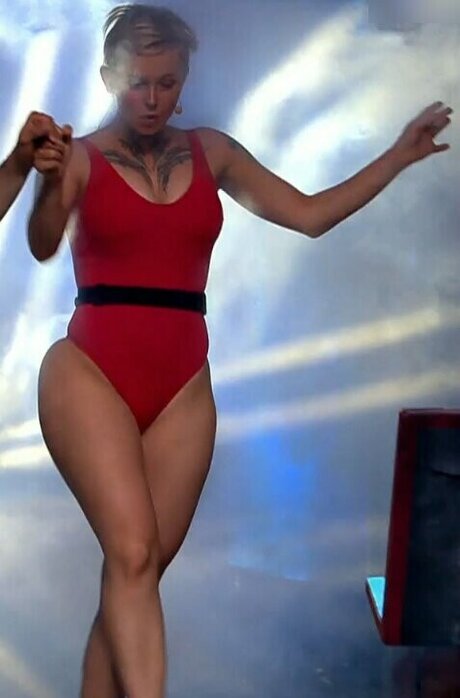 midget girls onlyfans erotic img