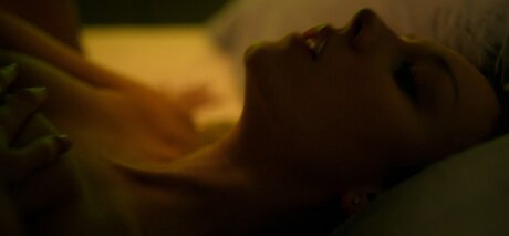 Ester Exp sito model nice img