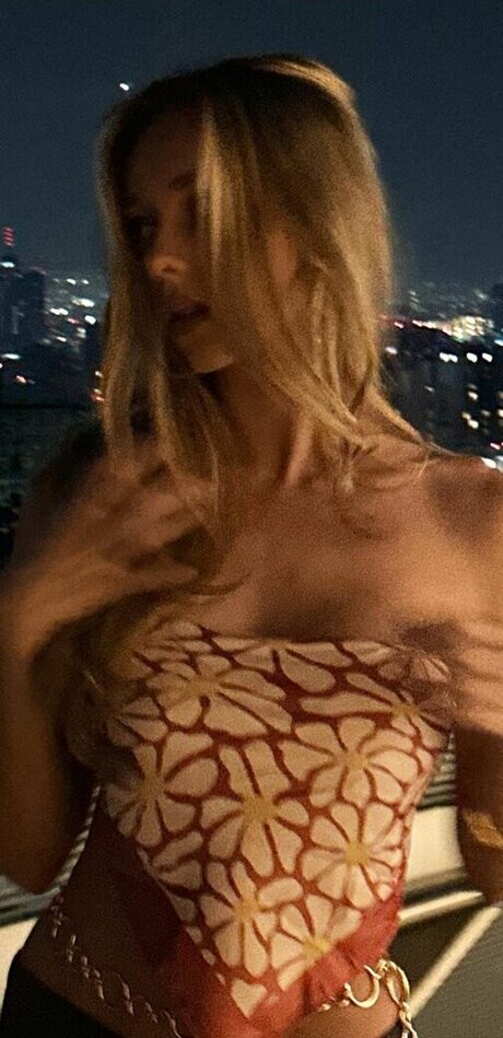 Ester Exp sito star sex galleries